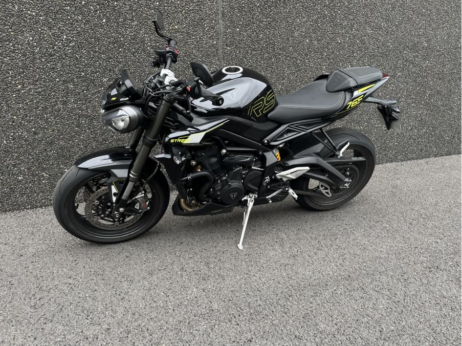 TRIUMPH STREET TRIPLE 765 RS
