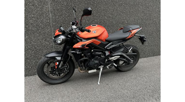 TRIUMPH STREET TRIPLE 765 R