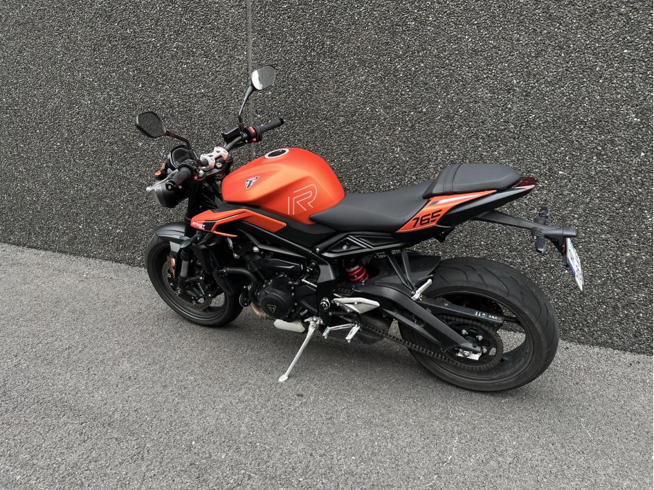 TRIUMPH STREET TRIPLE 765 R