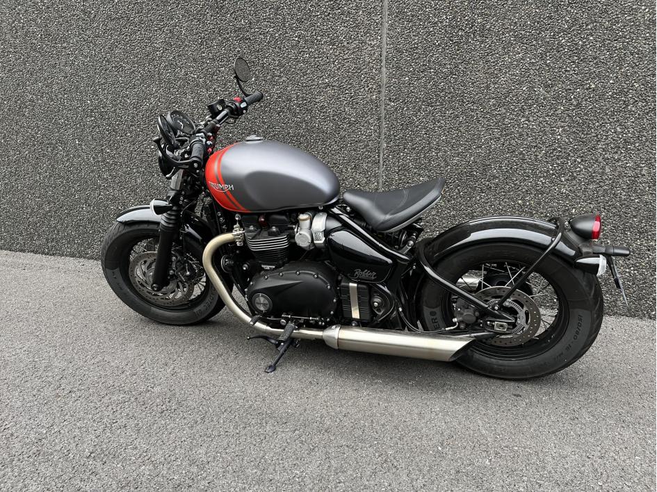 TRIUMPH Bonneville Bobber 1200