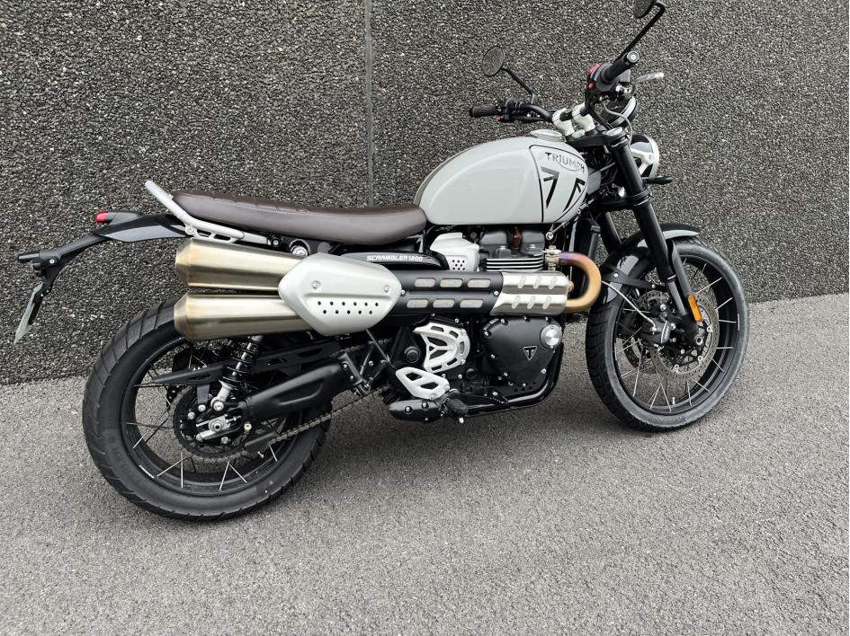 TRIUMPH SCRAMBLER 1200