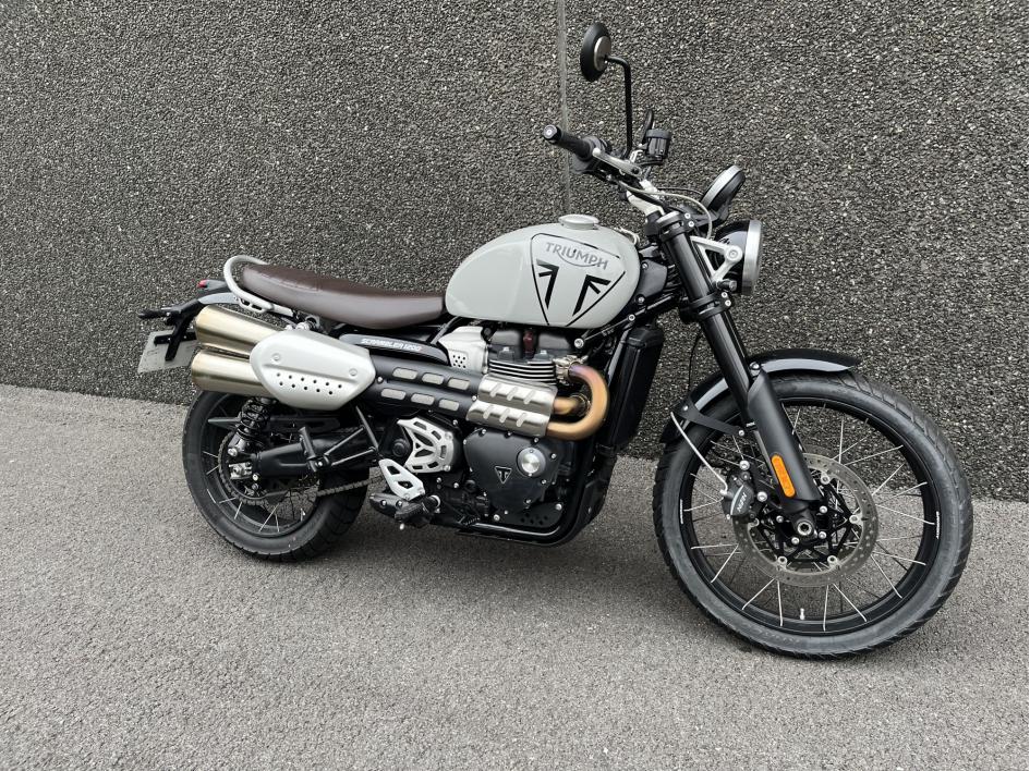TRIUMPH SCRAMBLER 1200