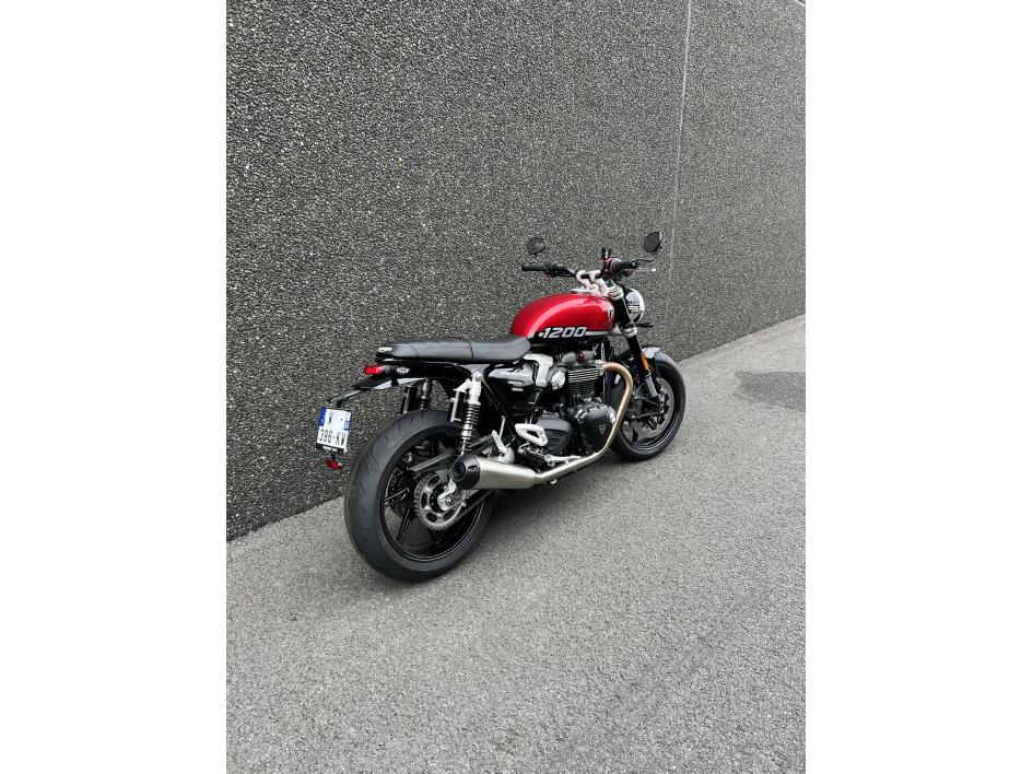 TRIUMPH SPEED TWIN 1200
