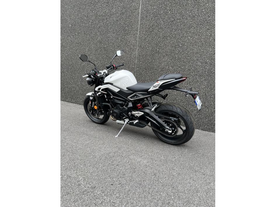 TRIUMPH STREET TRIPLE 765 R
