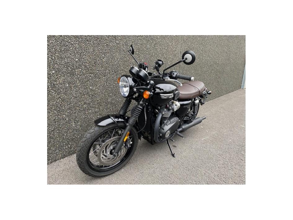 TRIUMPH Bonneville T120 Black