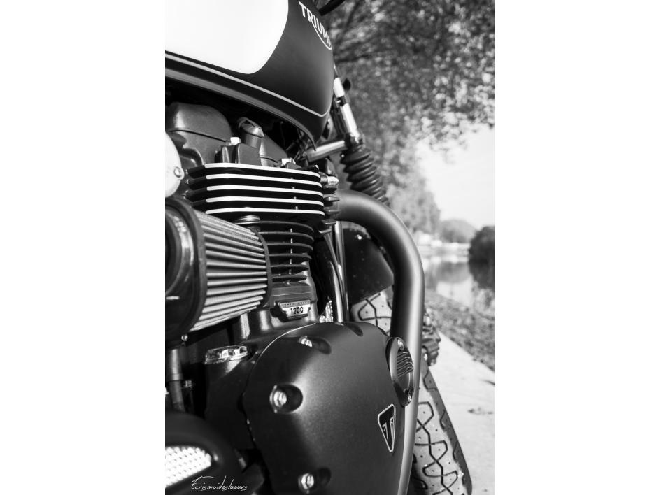 T120 Black